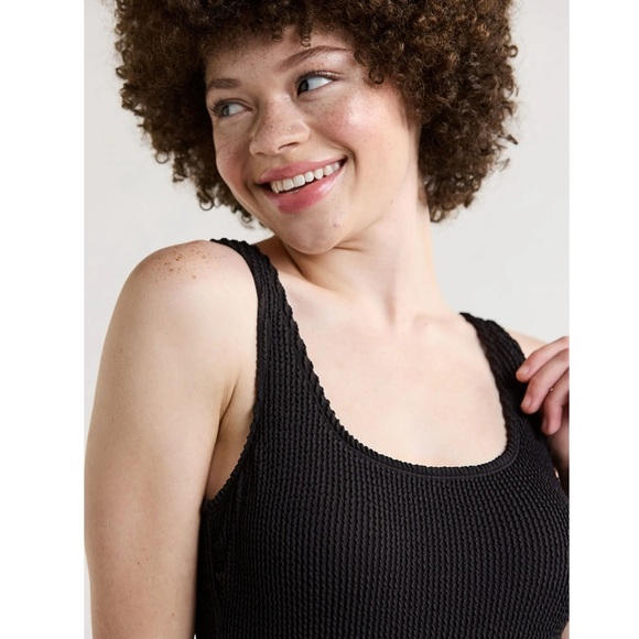 No Boundaries Scoop Crinkle One Piece Swimsuit - Picture 3 of 3